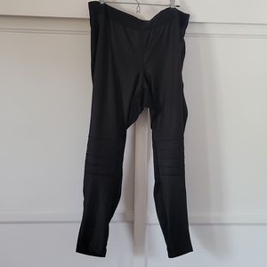 faux leather leggins